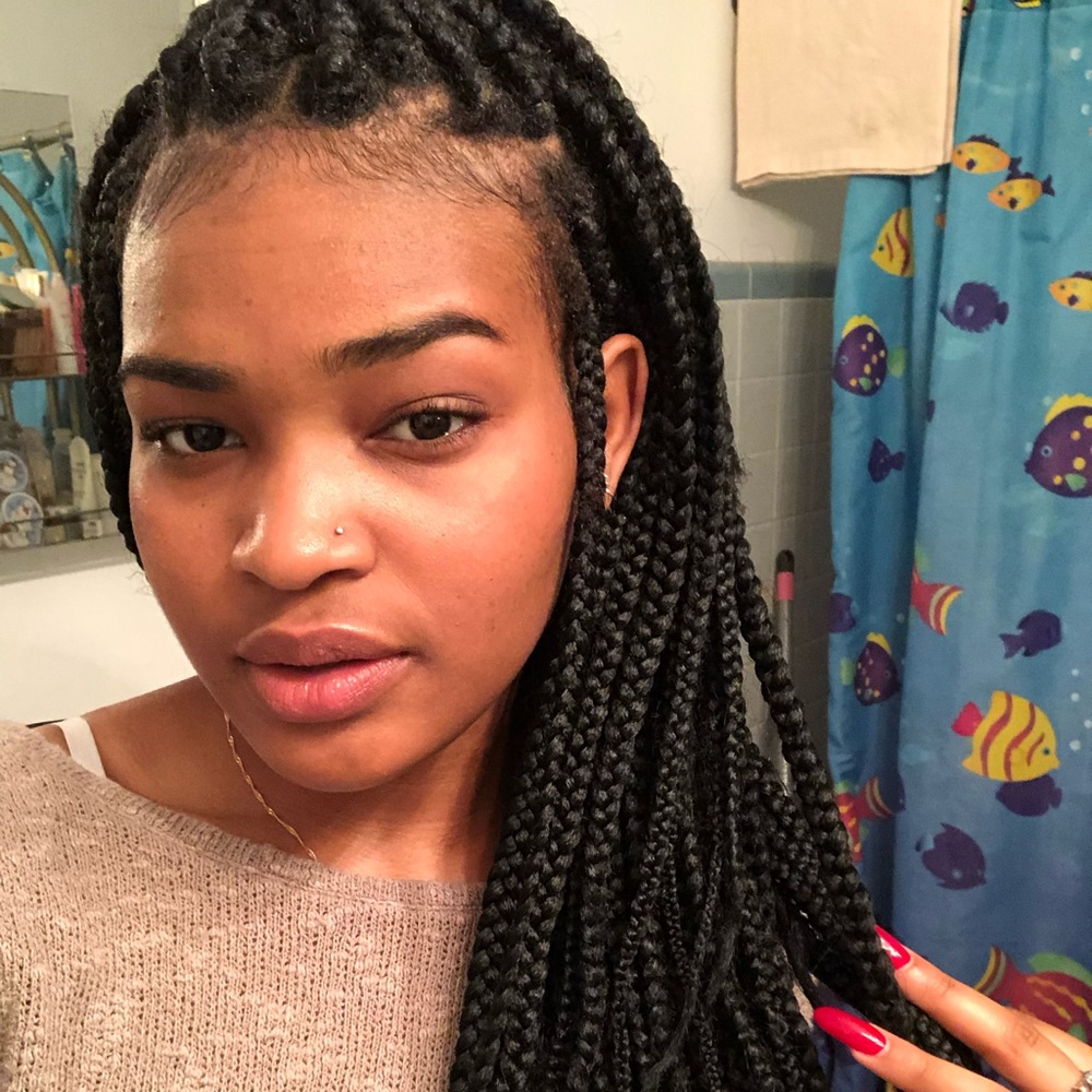 Meet your Posher, Makeda